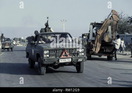 17. Oktober 1993 pakistanische Soldaten in ihrem Pick-up-Trucks, nicht weit von unosom Hauptsitz in Mogadischu, Somalia. Stockfoto