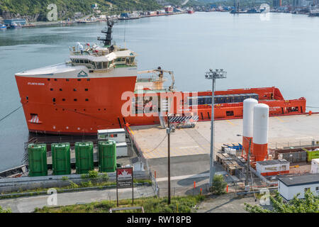 Atlantic Heron Offshore Supply Schiff angedockt in St. John's, Neufundland, Kanada, Sommer 2018 Stockfoto