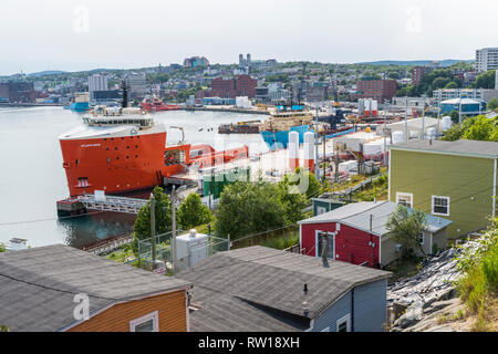 Atlantic Heron Offshore Supply Schiff angedockt in St. John's, Neufundland, Kanada, Sommer 2018 Stockfoto