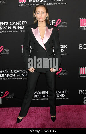 Beverly Hills, CA, USA. 28 Feb, 2019. LOS ANGELES - Feb 28: Miley Cyrus bei den Frauen Cancer Research Fund Ein unvergesslicher Abend im Beverly Wilshire Hotel, am 28. Februar 2019 in Beverly Hills, CA Credit: Kay Blake/ZUMA Draht/Alamy leben Nachrichten Stockfoto