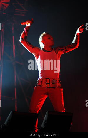 Frontmann der britischen Elektronische rave band Keith Flint gestorben vom 4. März 2019, Great Dunmow, Essex, UK 49. Dies ist ein Bild aus einer Schlagzeile Leistung bei Glastonbury 2009 von The Prodigy. Kredit David J Colbran/Alamy leben Nachrichten Stockfoto