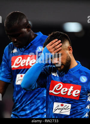 Serie A TIM Fußballspiel im Stadion San Paolo in Neapel statt. Napoli Juventus beendet 1 - 2, die Enttäuschung der Kapitän Lorenzo Insigne und Kalidou Koulibaly am Ende des Spiels. 03/03/2019, Neapel, Italien Stockfoto