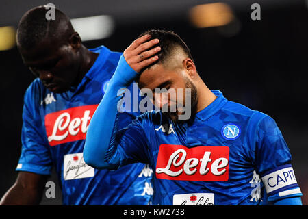 Serie A TIM Fußballspiel im Stadion San Paolo in Neapel statt. Napoli Juventus beendet 1 - 2, die Enttäuschung der Kapitän Lorenzo Insigne und Kalidou Koulibaly am Ende des Spiels. 03/03/2019, Neapel, Italien Stockfoto