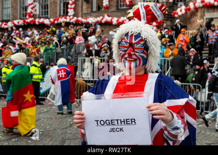 Düsseldorf, Deutschland. 4. März 2019. Die jährlichen Rosenmontag (Rose Montag oder Rosenmontag) Carnival Parade findet in Düsseldorf. Foto: Lebendige Bilder/Alamy leben Nachrichten Stockfoto