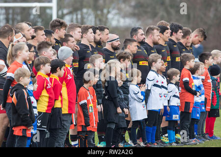 Heidelberg, Deutschland. 02 Mär, 2019. Dritte Match der Rugby Europa Meisterschaft 2019: Germany-Russia am 09.02.2019 in Heidelberg. Die deutsche Mannschaft bei der Nationalhymne. Credit: Jürgen Kessler/dpa/Alamy leben Nachrichten Stockfoto