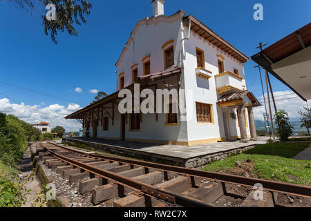 Machachi, Ecuador, 22. Januar 2018: Die machachi Bahnhof erwartet Reisende aus Quito auf einer kurzen Tour organisiert durch die Eisenbahngesellschaft Stockfoto