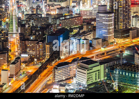 Luftbild Straße Licht Beleuchtung in Yokohama City in Japan. Yokohama ist die zweitgrößte Stadt in Japan durch die Bevölkerung. Stockfoto