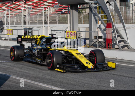 CIRCUIT DE CATALUNYA, MONTMELO, SPANIEN - 2019/02/28 - Daniel Ricciardo von Australien fahren die (3) Renault Sport Formel 1 Team RS 19 auf Spur während der Stockfoto
