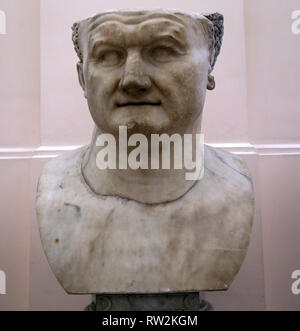 Vespasian (10 - 97 N.CHR.), Römischer Kaiser von 69 bis 79. Marmorbüste C. 80 AD. Nationales Archäologisches Museum, Neapel, Italien. Stockfoto