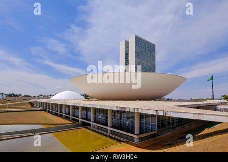 Brasilia, Brasilien, 7. August 2018: Der nationale Kongreß von Brasilien in Brasilia, Brasilien von Oscar Niemeyer entworfen Stockfoto