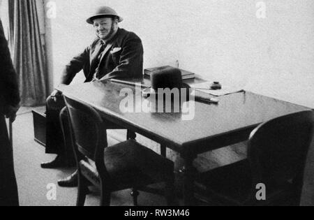 Winston Churchill in einem Luftschutzbunker in Ramsgate. 28. August 1940 Stockfoto