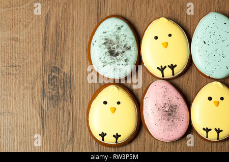 Ostern hausgemachte Lebkuchen Cookie über Tischdecke Nahaufnahme Stockfoto