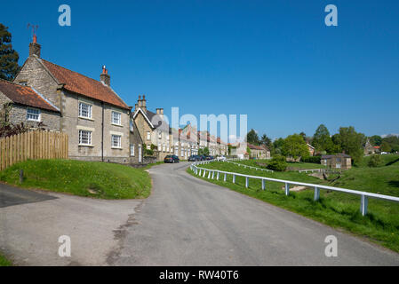 Das schöne Dorf Hutton-le-Hole in Ryedale, North Yorkshire, England. Stockfoto