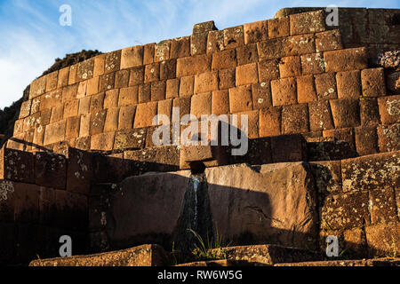 Pisac: SEKTOR DER INTIHUATANA, es sind die Paläste, Tempel und liturgischen Quellen, Sie eine sehr aufwändige Arbeit in Stein, typisch für die Edlen so Stockfoto