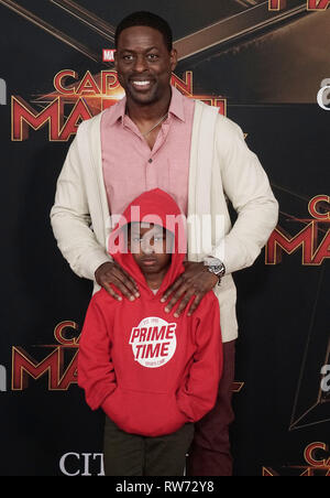 Los Angeles, USA. 04 Mär, 2019. Sterling K. Braun und Sohn besucht die Marvel Studios' Captain Marvel' Premiere am März 04, 2019 in Hollywood, Kalifornien. Credit: Tsuni/USA/Alamy leben Nachrichten Stockfoto