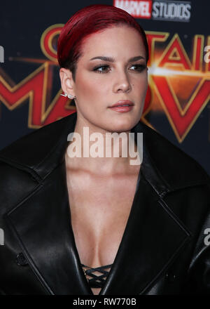 HOLLYWOOD, Los Angeles, CA, USA - 04. März: Sänger Halsey (Ashley Nicolette Frangipane) tragen Saint Laurent kommt bei der Weltpremiere von "Marvel Studios" Captain Marvel' am El Capitan Theatre am 4. März 2019 in Hollywood, Los Angeles, Kalifornien, USA. (Foto von Xavier Collin/Image Press Agency) Stockfoto