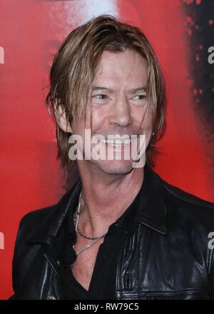 Hollywood, Vereinigte Staaten. 04 Mär, 2019. HOLLYWOOD, Los Angeles, CA, USA - 04. März: Duff McKagan kommt an der Los Angeles Premiere der Epix 'Punk' an Sir am 4. März 2019 in Hollywood, Los Angeles, Kalifornien, USA. (Foto von David Acosta/Image Press Agency) Quelle: Bild Presse Agentur/Alamy leben Nachrichten Stockfoto