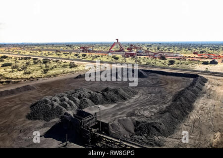 Johannesburg, Südafrika - 20. April 2012: Mangan Bergbau- und Baumaschinen Stockfoto