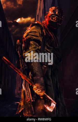 Post-nuklearen Apokalypse Überlebende in Fetzen in den Ruinen. Stockfoto