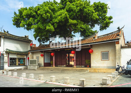 Historisches Gebäude in kinmen. Die chinesischen Schriftzeichen bedeuten "Kinmen militärisches Hauptquartier der Qing-dynastie' Stockfoto