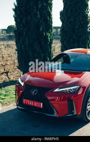 BARCELONA, Februar 2018 - Neue Lexus UX Kompakte hybrid Crossover für redaktionelle Zwecke angezeigt wird Stockfoto