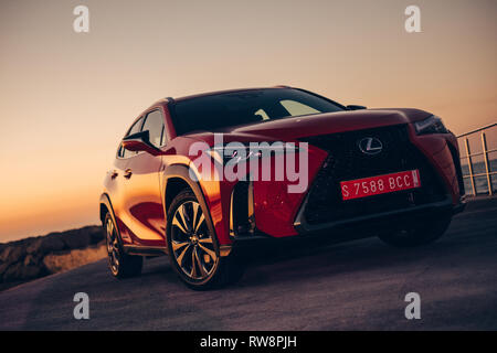 BARCELONA, Februar 2018 - Neue Lexus UX Kompakte hybrid Crossover für redaktionelle Zwecke angezeigt wird Stockfoto