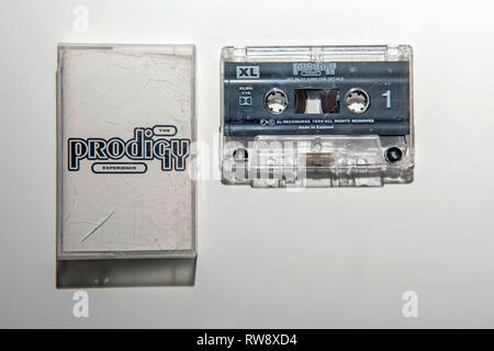 Original Kassette album Erfahrung (1992) von The Prodigy. Es war die Bands Debut Album. Stockfoto