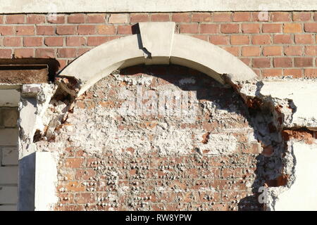 Ummauerten Fenster auf einer Hauswand, alten Fabrikgebäude, BWK, Bremer Wollkämmerei, Bremen-Blumenthal, Bremen, Deutschland, Europa Stockfoto