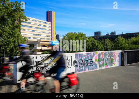 Essen, Nordrhein-Westfalen, Ruhrgebiet, Deutschland, Gruene Mitte Essen, städtebauliche Projekt im Universitätsviertel, in der nördlichen Stadt Centr Stockfoto