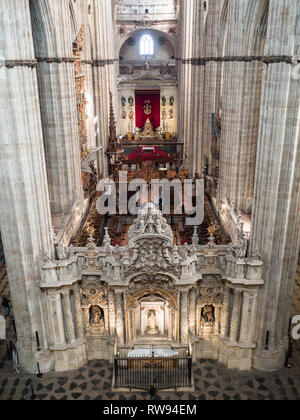 Der Kathedrale von Salamanca Chor von oben gesehen Stockfoto