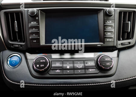 Luxus prestige Auto Interieur, Armaturenbrett, Lenkrad. Stockfoto