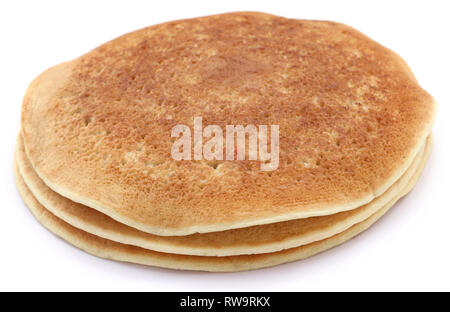 Pfannkuchen lokal als Chitoi Pitha in Bangladesch auf weißem Hintergrund mit dem Namen Stockfoto