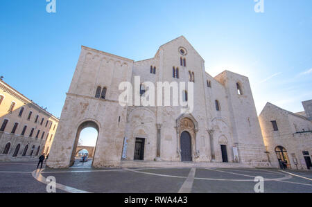 Bari, Apulien, Italien - die Basilika von St. Nicholas (San Nicola in Bari, Römisch-katholische Kirche in der Region Apulien Stockfoto