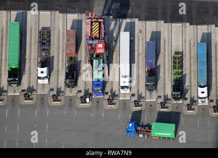 Luftaufnahme, Containerverladung, Hamburg, Deutschland Stockfoto