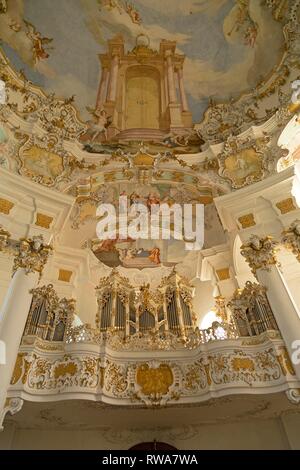 Orgelempore, Orgel Broschüre, Wieskirche in der Nähe von Lechbruck am See, Allgäu, Bayern, Deutschland Stockfoto