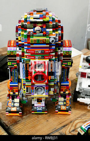 Lego Ausstellung, Star Wars, R2-D2 Roboter, Saint-Privat-des-Vieux, Gard, Royal, Languedoc-Roussillon, Frankreich, Europa Stockfoto