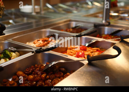 Sie soviel essen können - Buffet in einem China Restaurant Stockfoto