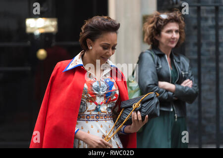 Downing Street, London, UK. 5. Mär 2019. Ex Spice Girl Melanie Brown als Mel B bekannt, Abfahrt Nummer 10 Downing Street von ihrem Personal begleitet. Credit: Stephen Chung/Alamy leben Nachrichten Stockfoto