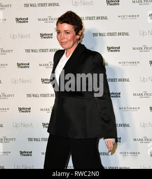London, Großbritannien. 05 Mär, 2019. Olivia Colman am jährlichen Gala das Nationaltheater, die Kapital für inspirierende Arbeit des Nationalen Theaters in und mit Gemeinden im gesamten Vereinigten Königreich Credit: Nils Jorgensen/Alamy leben Nachrichten Stockfoto