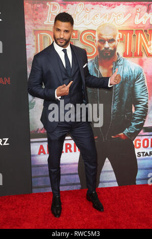 LOS ANGELES, Ca - 5. März: Ricky Whittle, bei der Premiere der Saison STARZ "American Gods" 2 Am Theater im Ace Hotel in Los Angeles, Kalifornien am März 5, 2019. Credit: Faye Sadou/MediaPunch Stockfoto