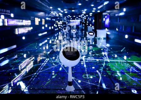 Peking, China. 25 Mai, 2017. Datei Foto am 25 Mai, 2017 zeigt eine Demonstration von Guizhou Big Data Pilot Zone in Guiyang, Provinz Guizhou im Südwesten Chinas. Credit: Liu Xu/Xinhua/Alamy leben Nachrichten Stockfoto