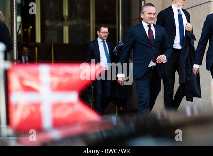 Berlin, Deutschland. 06 Mär, 2019. Anders Samuelsen, Außenminister von Dänemark, kommt aus dem Auswärtigen Amt nach seinem Besuch von Aussenminister Maas. Quelle: Bernd von Jutrczenka/dpa/Alamy leben Nachrichten Stockfoto