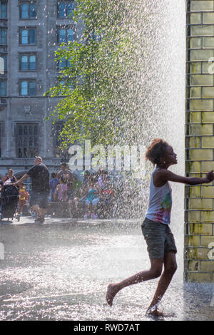 Merkwürdige Schüsse in der Stadt Stockfoto