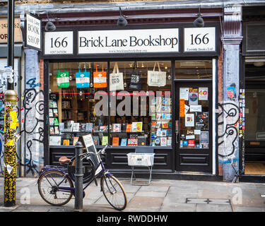Brick Lane Buchhandlung in Brick Lane im Londoner East End Stockfoto
