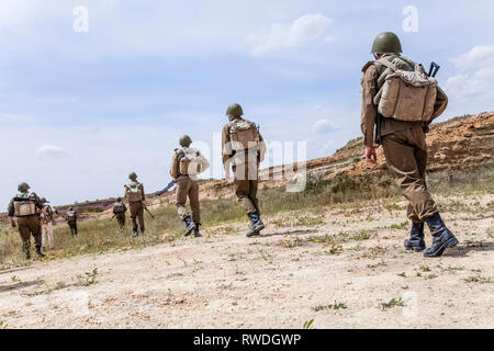 Eine sowjetische Spetsnaz Special Operations Group auf einer Mission. Stockfoto