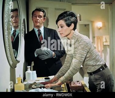 CRENNA, HEPBURN, warten Sie, bis dunkel, 1967 Stockfoto