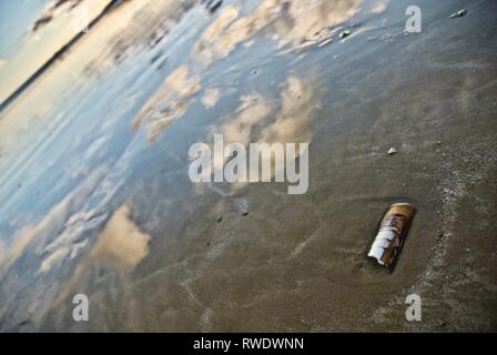 Cymryan Strand bei Dämmerung, Rhosneigr, Anglesey, North Wales, UK Stockfoto