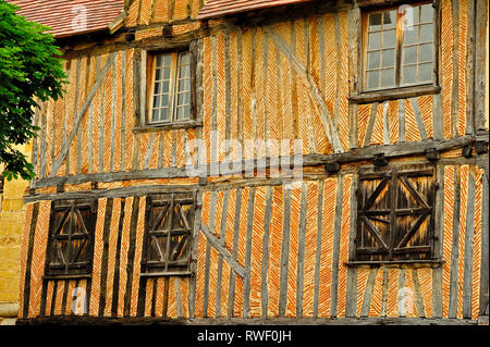 Fachwerkhäuser mittelalterlichen Gebäude, Bergerac, Dordogne, Aquitaine, Frankreich Stockfoto