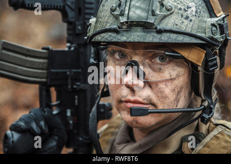 Norwegischen Streitkräfte speziellen Befehl FSK weibliche Soldaten. Stockfoto