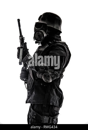 Futuristische NS-Soldat mit Schmeisser Maschinenpistole. Stockfoto